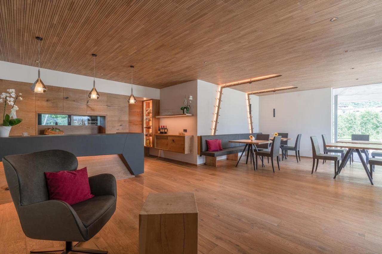 Feldhof Vilpian- Urlaub Auf Dem Bauernhof Apartment Екстериор снимка