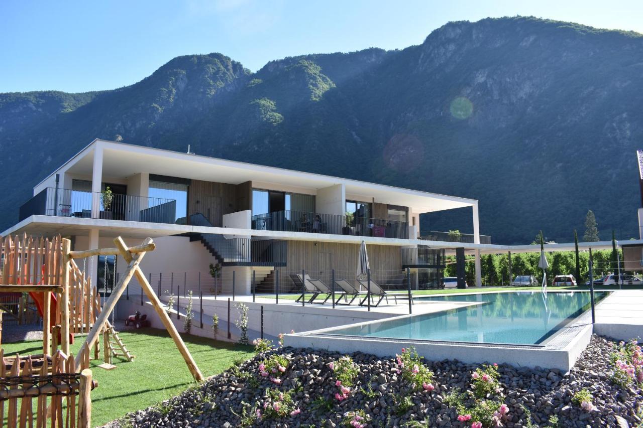 Feldhof Vilpian- Urlaub Auf Dem Bauernhof Apartment Екстериор снимка